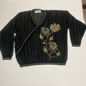 Ellen D. Black and gold rose Christmas sweater size medium holiday New Year’s.